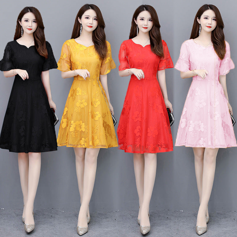 Women's Slim Lace Mid-length Short-sleeved Waist Dress