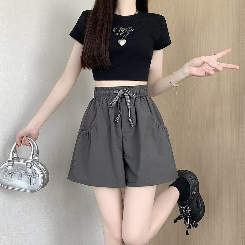 Design Elastic Waist Casual Shorts