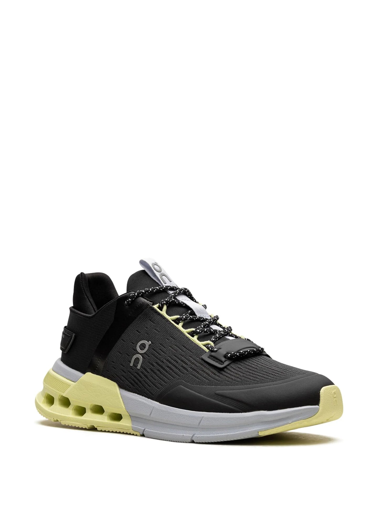 On Running Cloudnova Flux - Black/Hay - Sneakers