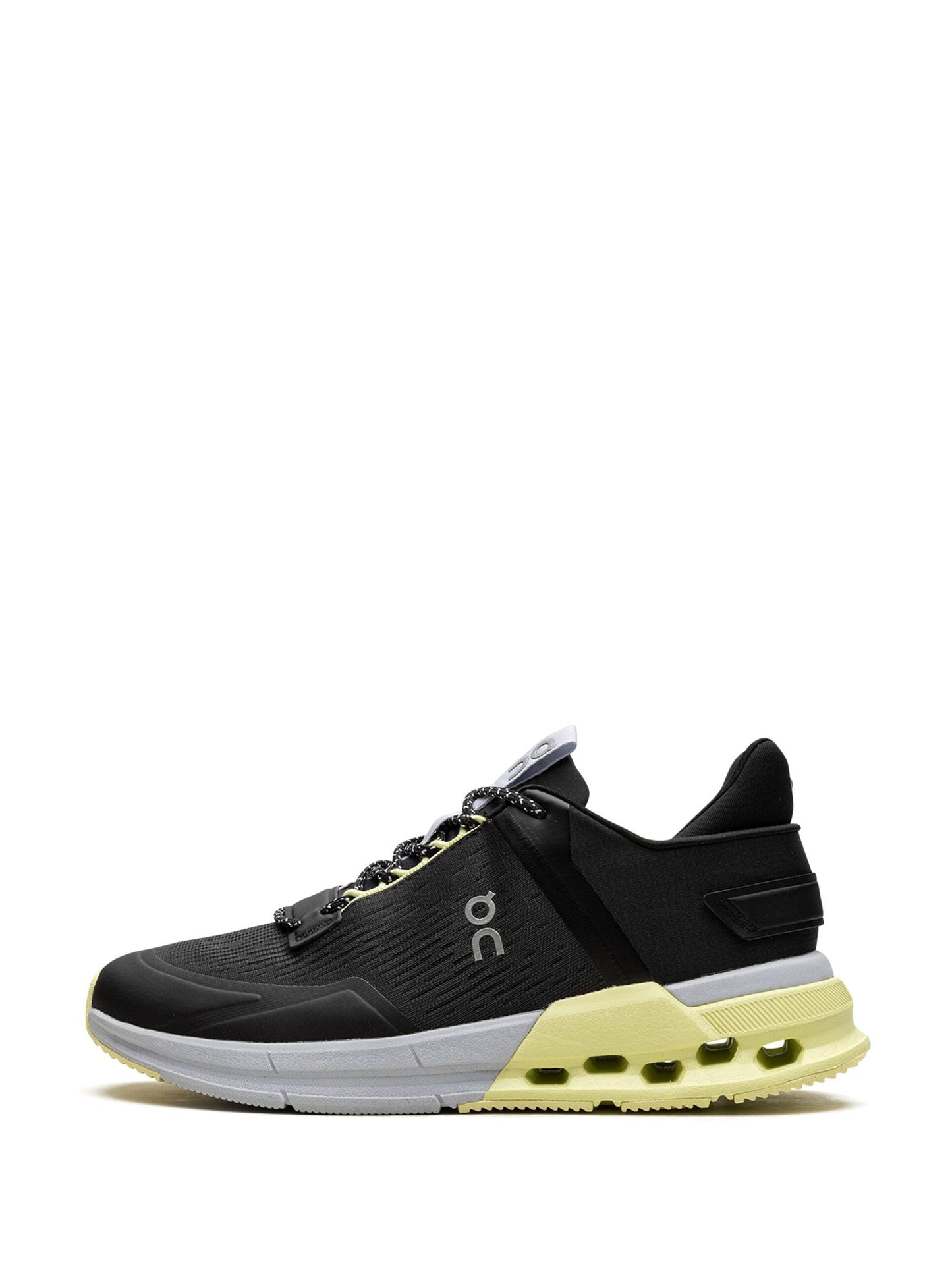 On Running Cloudnova Flux - Black/Hay - Sneakers